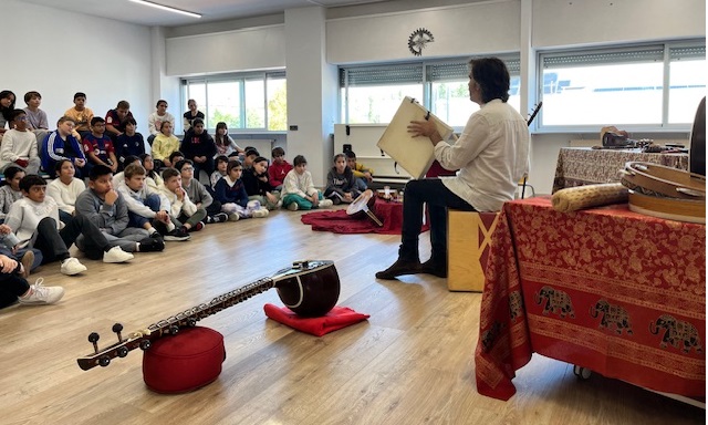 Sonidos del mundo en el colegio